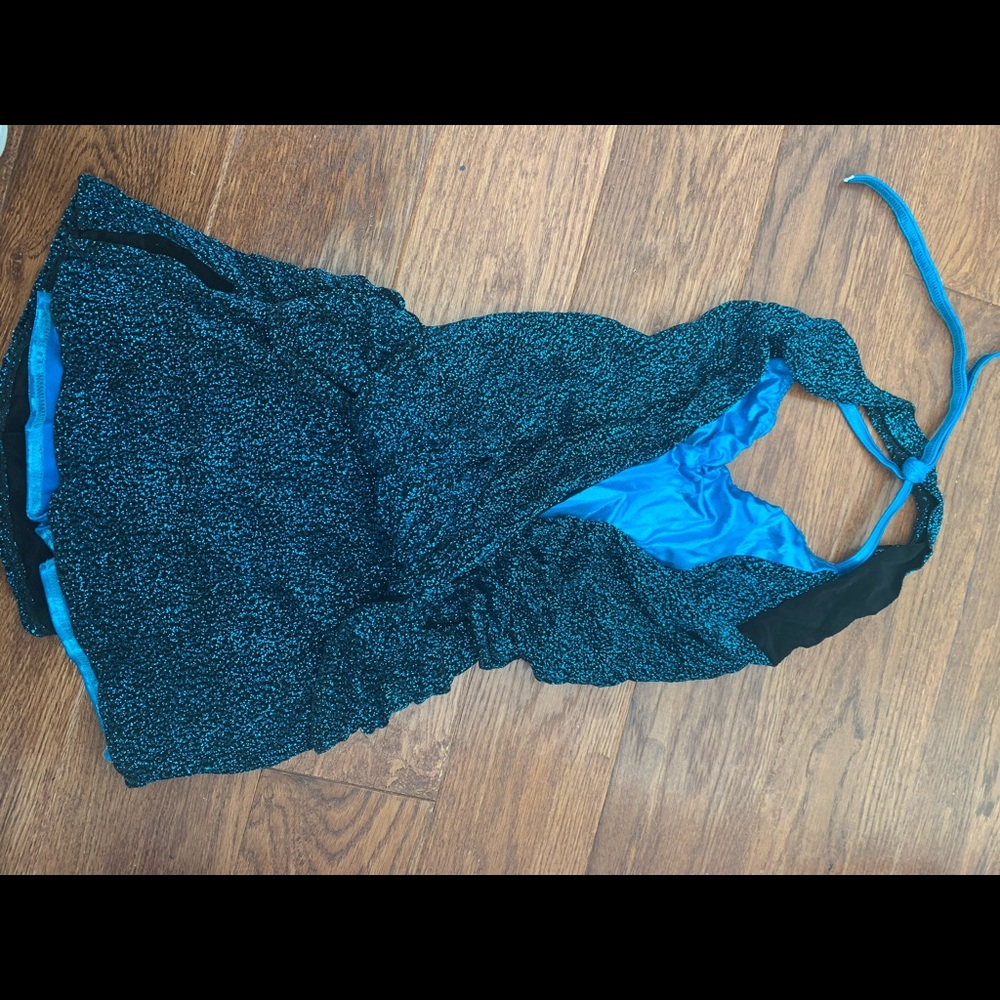 Halter Kelle blue dress